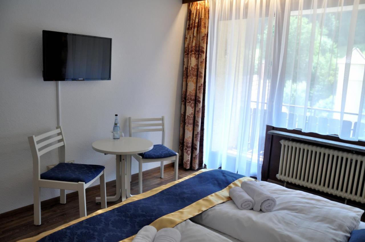 Hotel Eleon บาด ไทนาค-ซาเวลชไตน์ ภายนอก รูปภาพ