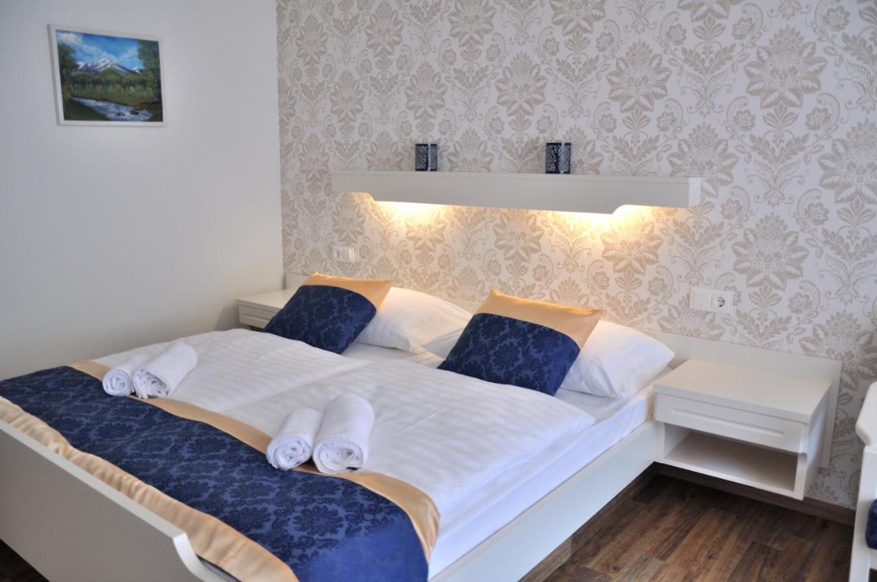 Hotel Eleon บาด ไทนาค-ซาเวลชไตน์ ภายนอก รูปภาพ