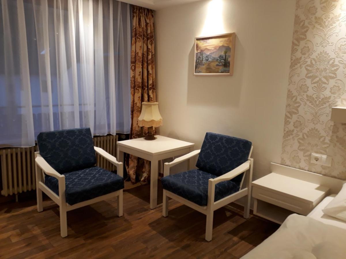 Hotel Eleon บาด ไทนาค-ซาเวลชไตน์ ภายนอก รูปภาพ