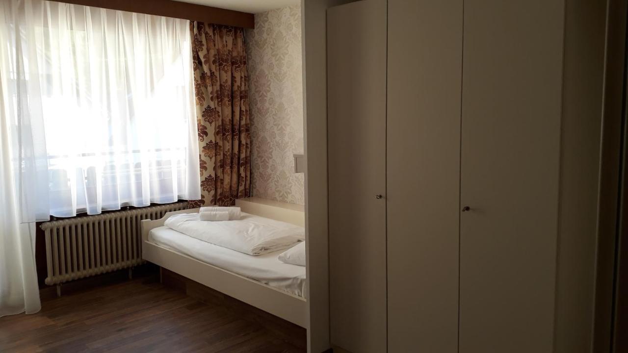 Hotel Eleon บาด ไทนาค-ซาเวลชไตน์ ภายนอก รูปภาพ