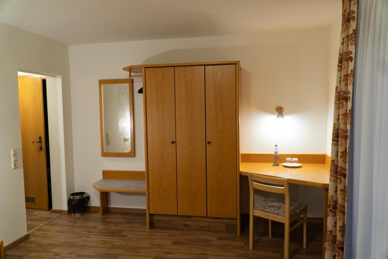 Hotel Eleon บาด ไทนาค-ซาเวลชไตน์ ภายนอก รูปภาพ